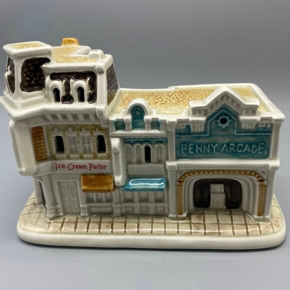 Vtg 1988 Sears Disney Main Street Ice Cream Parlor‎ Arcade. No light Ceramic - Picture 1 of 7
